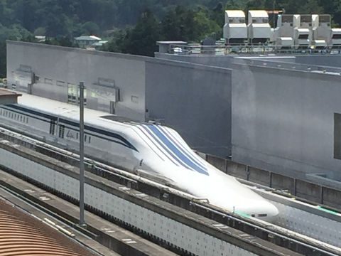 リニアモーターカー